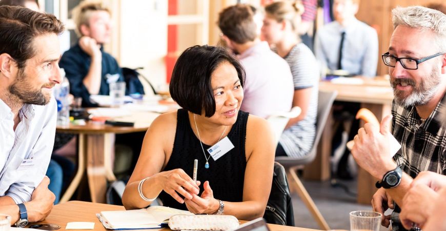 Bite-sized Learning: Leading successful teams