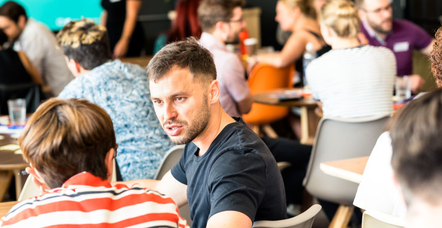 Bite-sized Learning: LinkedIn as a marketing tool