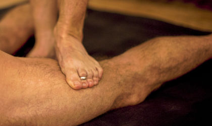 Chavutti Massage with Therapists Feet