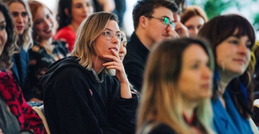 Hook, hold, inspire: The secrets to engaging presentations